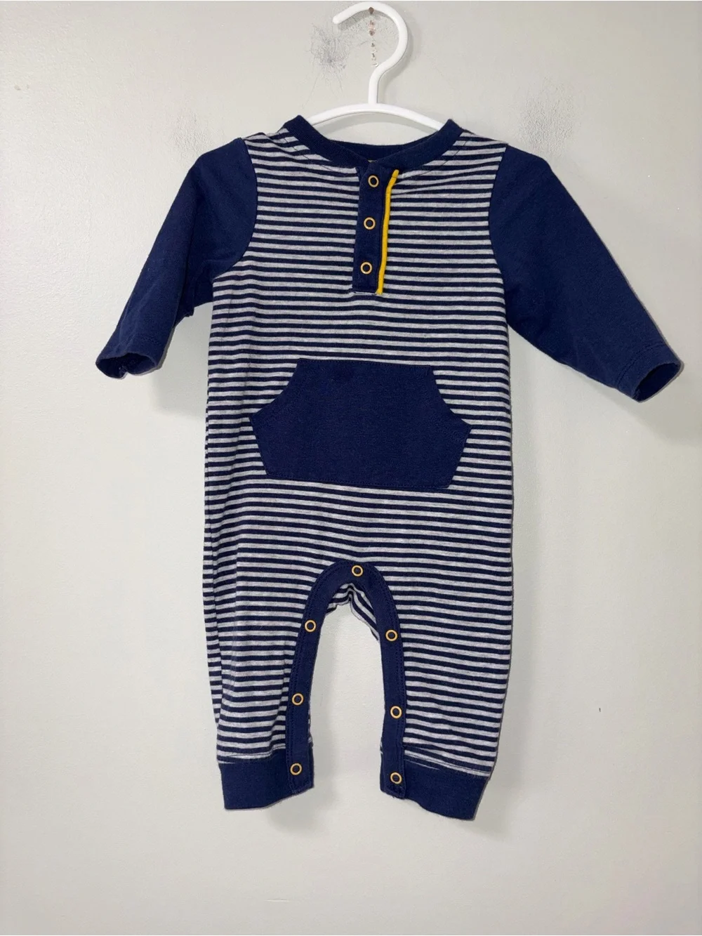 Cat & Jack Navy White Striped Long Sleeve Snap Romper Boys 0-3 M